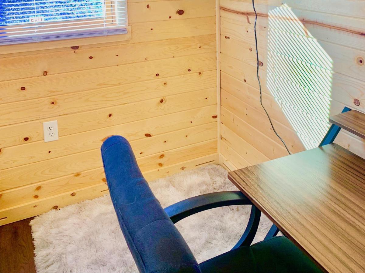 Cute Sedona Green-Certified Cedar Tiny Home คอตตอนวูด ภายนอก รูปภาพ